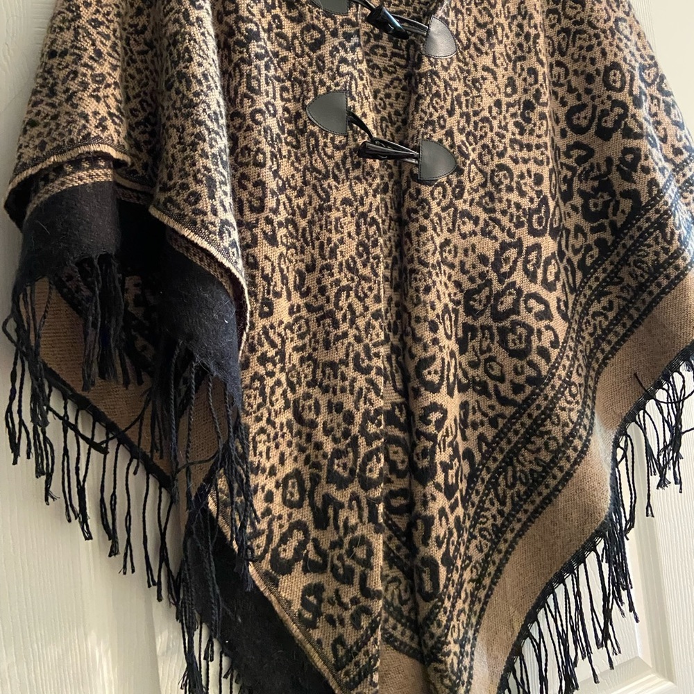 Leopard Puncho
